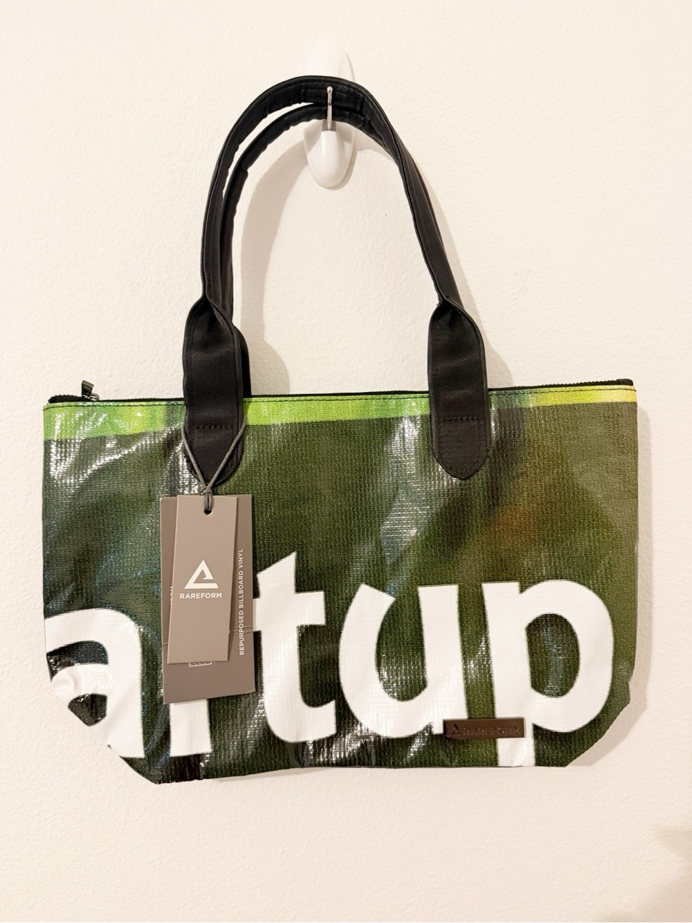 NWT Rareform Tote Medium Green Bag